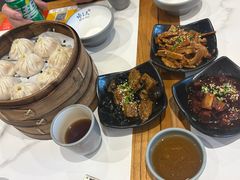 -馋三尺蟹粉小笼(人民广场店)