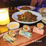在长沙！苗族餐吧蹦“苗”迪～