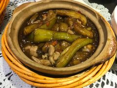 咸鱼鸡粒茄子煲-熠盛粤味(永康路店)