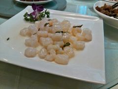 1341751816250-忆江南酒店(交通大学咸宁路地铁站店)