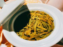 西湖龙井-桂满陇天书(南京德基旗舰店)