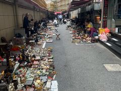 -云洲古玩城(大木桥路店)