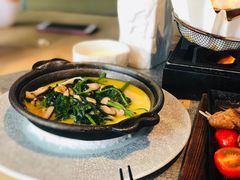 奶油菠菜-穹六人间 people 6(岳阳路店)