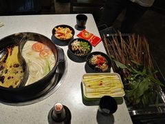 -钢管厂歆瑞源油卤串串香(春熙路太古里店)