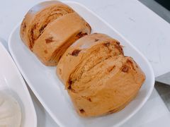 -李与白包子铺(桐梓林店)