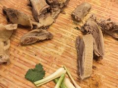 -姐妹鸭仔饭店(湾南路店)