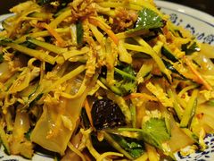 -嘎吧锅私家菜馆(新村十区店)