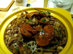 -多嘴肉蟹煲(万达店)