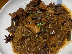 笨鸡蘑菇粉-95号酱骨·一块豆腐(展春园西路店)
