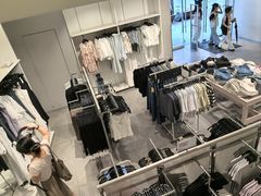 -H&M(天一广场店)