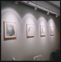 -一个差评成就的纹眉店