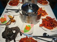 -领鲜活海鲜榴莲自助火锅(东门店)