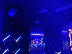 -温莎KTV(珠江路店)