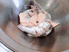 -老刘生态大鱼坊铁锅炖鱼(赛马场店)