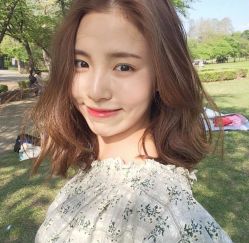 -时尚殿堂明星门店