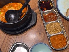 -明洞阿姨·韩式酱蟹烤肉·创意料理(三元桥店)