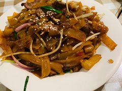 -新大咀港式茶餐厅(宝山万达店)