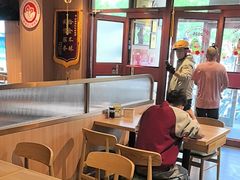 -护国寺小吃店(红莲南路店)