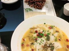 -皇城根·烤鸭·鱼头·家常菜(欧亚大观乐活城店)