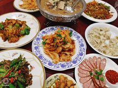东北杀猪菜-石老头关东饺子王·东北菜(嘉华鑫城店)