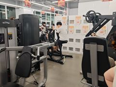 -乐刻运动健身(南山西丽366大街店)