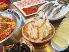 -辣伍鲜毛肚老火锅(元一店)