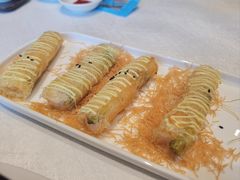 -景月阁空中食府(希尔顿酒店)