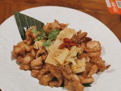 -雀舞云南菜(天津天河城购物中心店)