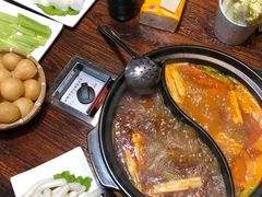 -陆记牛庄·碳锅龙虾烧烤(爱上花园店)