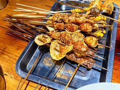 -马路牙子烧烤音乐酒馆(望京店)