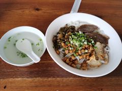 -牛八宝桂林米粉(八里庄店)