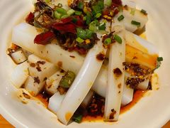 酸辣凉粉-二钳洞庭虾蟹·江湖菜(成都鹭岛店)