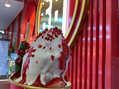 草莓刨冰-糖贵妃·冰糖葫芦·刨冰(新街口印象汇店)