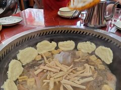 -哈尔滨东北铁锅炖(都督街店)