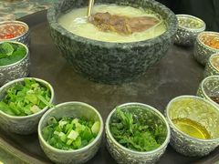 -浩海火燒雲傣家菜(芮欧百货店)