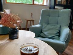 靠窗位-森果咖啡(人民西路店)