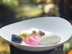 花椒冰淇淋配黑芝麻松糕-鱼桥巷·美学川菜