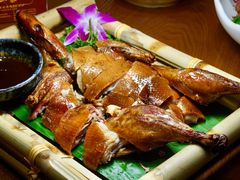 脆皮小刀鸭-老滇山寨•云南特色菜•地方菜•民族风情歌舞表演(金碧店)