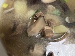 三鲜羊肉汤-真食净香居·内蒙烧麦(亚运村店)