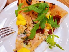 烤鸡乳酪蔬菜披萨-城市大道红炉披萨烘焙坊