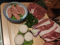 -明洞阿姨·韩式酱蟹烤肉·创意料理(三元桥店)