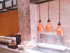 -四月吧餐厅(正阳步行街店)