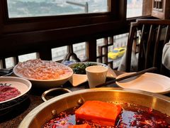 -小天鹅火锅·一线江景洪鼎旗舰店(洪崖洞店)