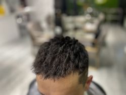 点击看大图 -卓梵美发·精品Salon