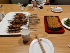 -三个大叔烤羊肉串·歌手驻唱·碳烤鲜肉(西三旗店)