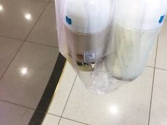 芝麻磨奶-兰熊鲜奶(西直门凯德mall店)