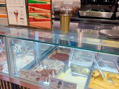 面包甜点陈列柜-VENCHI 闻绮(北京国贸商城店)