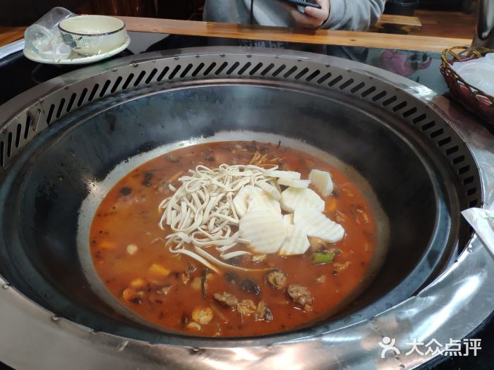 三里屯土灶炖公鸡地锅鸡(江东店)土灶地锅鸡图片
