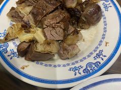 五香烧羊肉-老爆肚满五香烧牛羊肉