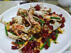 -三亚火车头万人海鲜广场